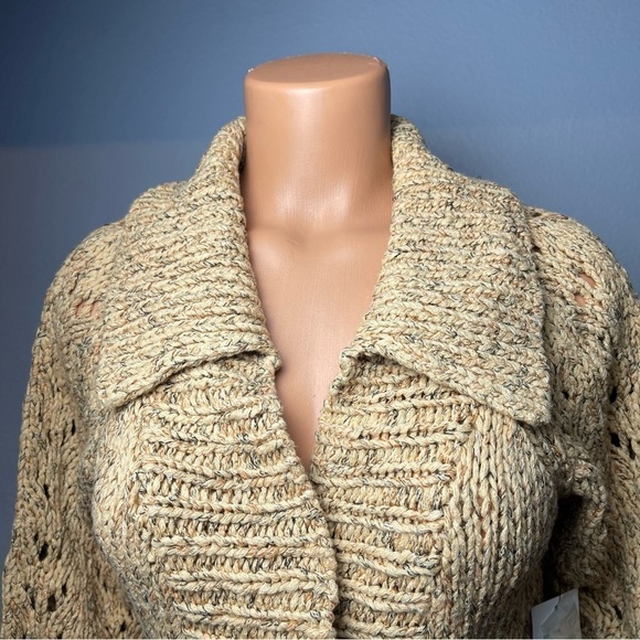 BASK Space-dyed Belted Sweater Snap Closures (K17) - Picture 2 of 6